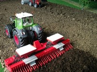 Thumbs/tn_witomo 1 Gras saehen walzen.jpg